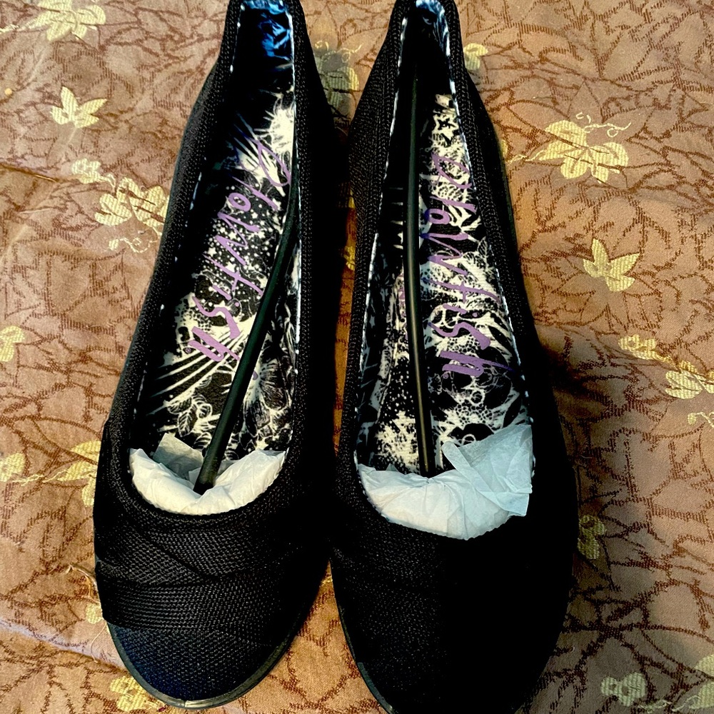 New Blowfish flats size 6.5